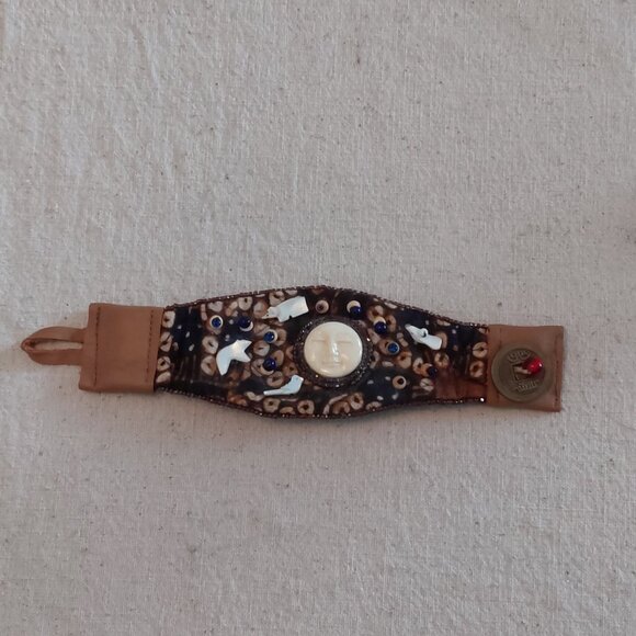 Vintage Leather, Cloth & Beaded bracelet with Chinese Coin clasp - Picture 1 of 4